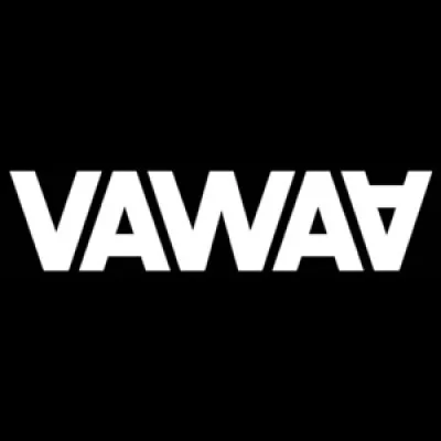 Vacation With An Artist Logo
